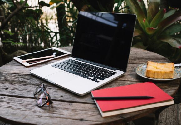 Ekskluzywne laptopy biznesowe – przegląd najnowszych modeli z serii ThinkPad